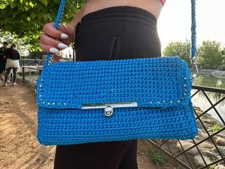 Bolso crochet azul  selecto de  fiesta