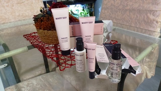 Set Timewise Mary Kay