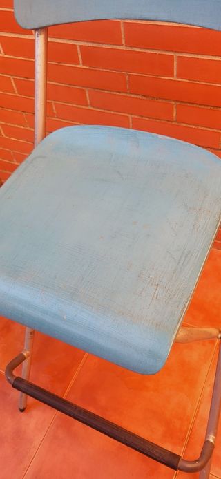 Taburete plegable restaurado azul