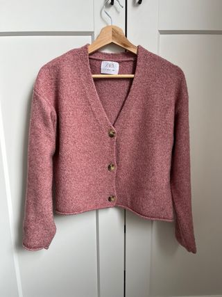 Chaqueta de punto liso color rosa ZARA