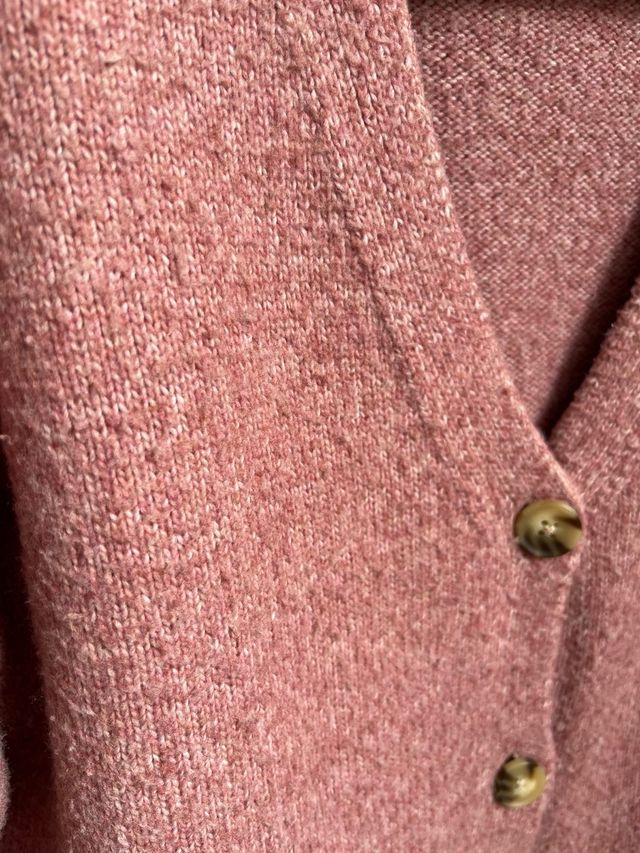 Chaqueta de punto liso color rosa ZARA