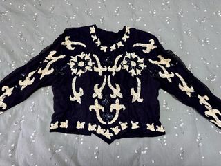 Top negro lentejuelas
