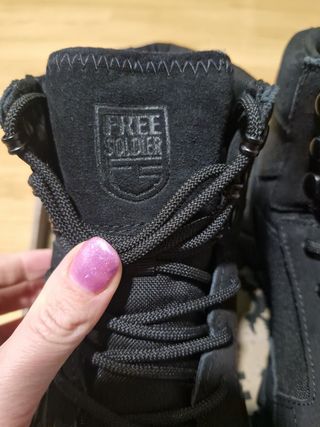 Botas FREE SOLDIER, talla 46,