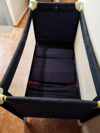 Cuna de viaje