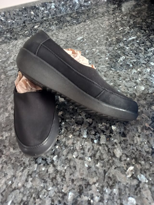 Zapatos planos negros