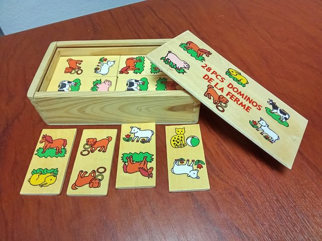 Dominó de madera para niños