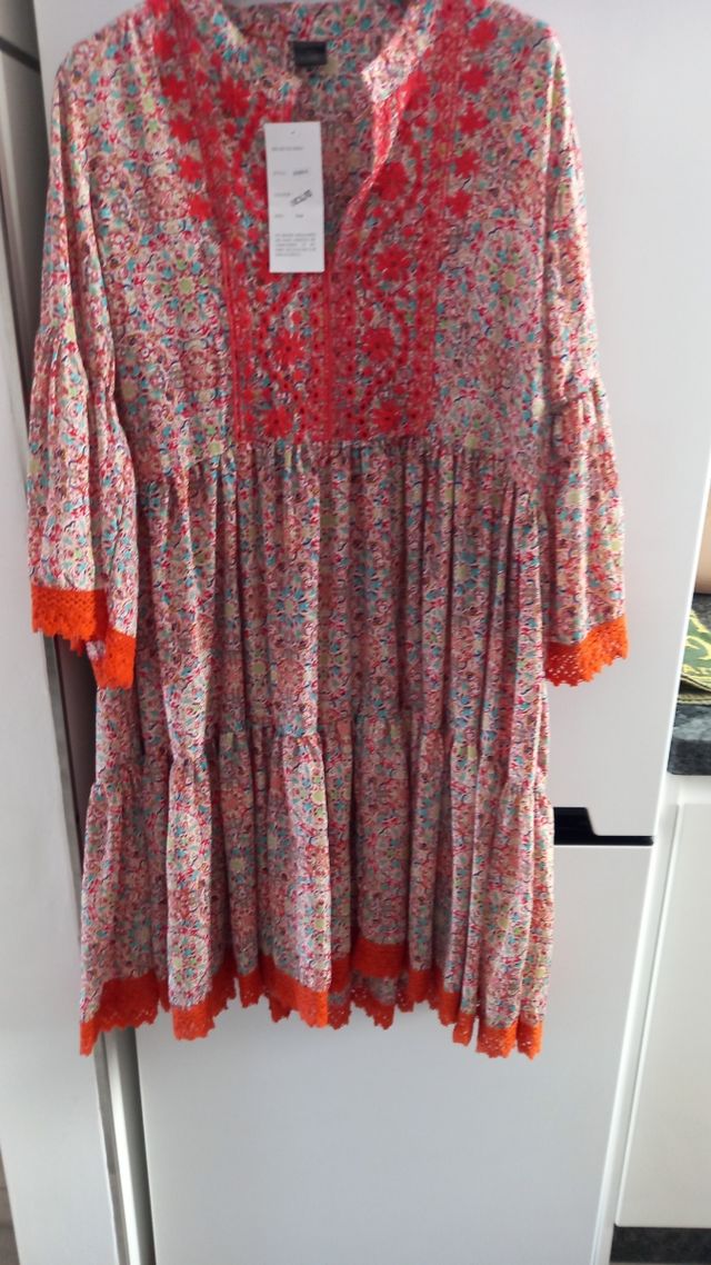 Vestido multicolor talla 5