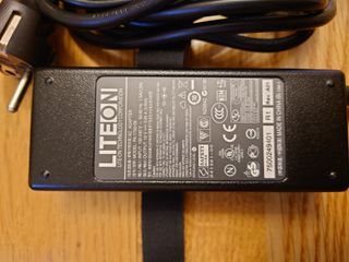Adaptador corriente portátil TOSHIBA LITEON PA1750