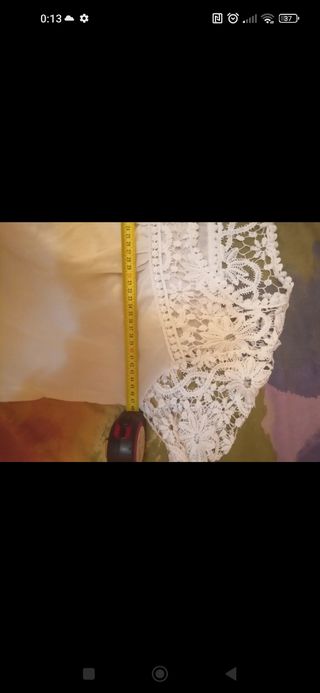 Blusa blanca con encaje