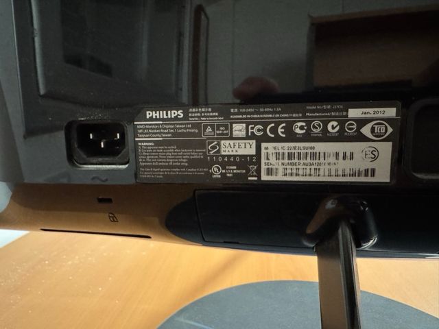 Philips. Monitor. Modelo 227E3L.