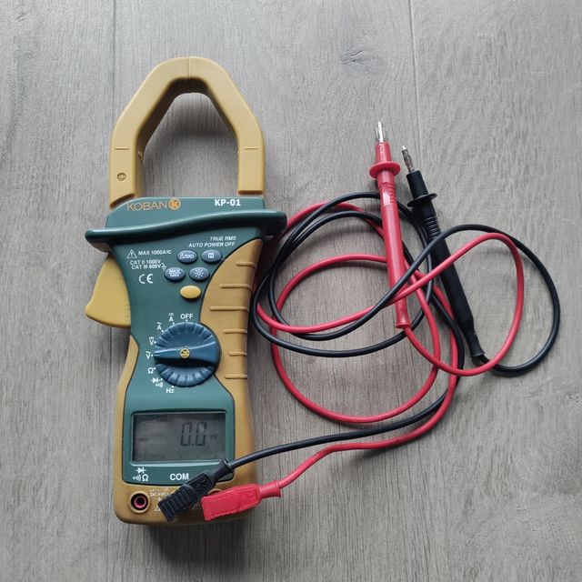 Pinza amperimetrica Koban KP 01