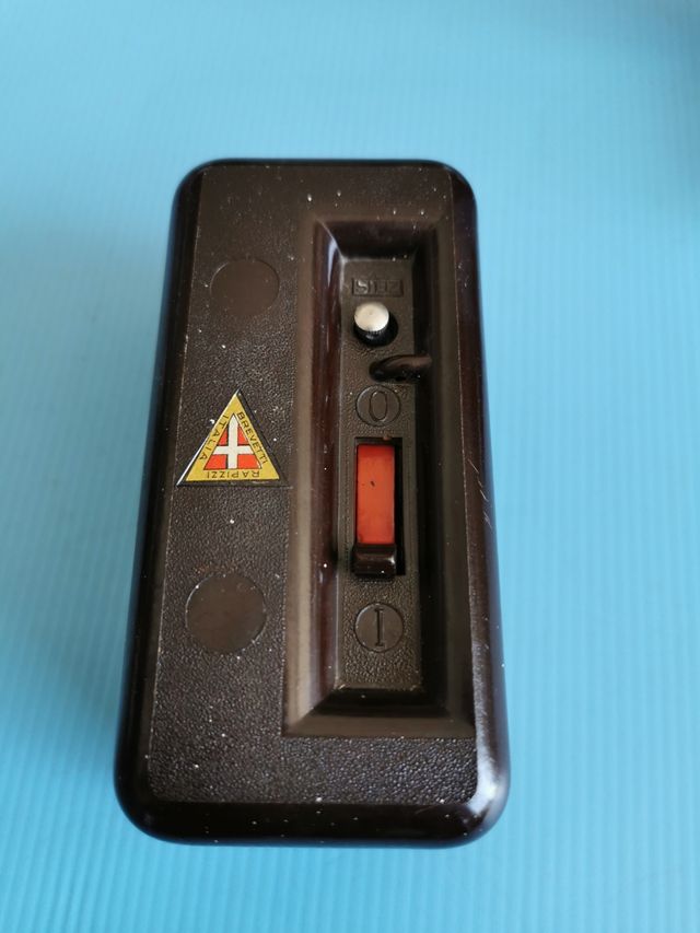 Interruttore Magnetico vintage 6A