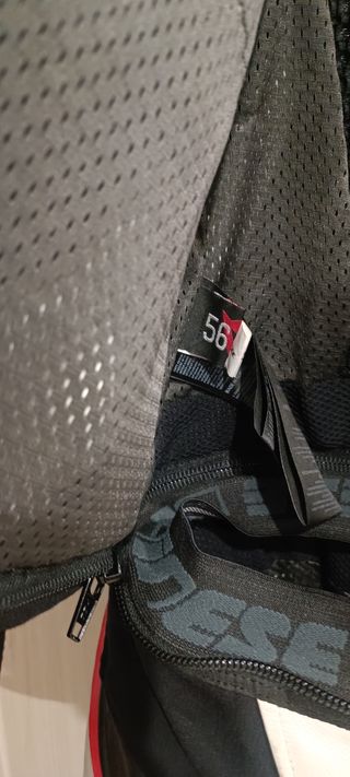 Mono Dainese Laguna Seca, 2 piezas.