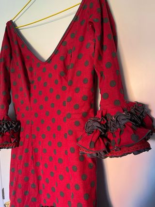 Traje Flamenca Rojo lunares Gris