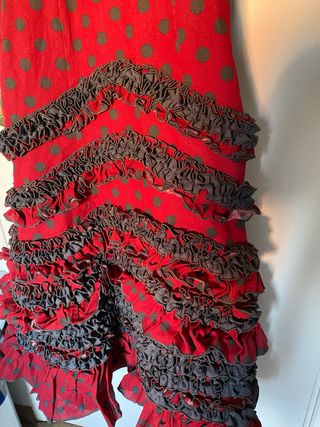 Traje Flamenca Rojo lunares Gris