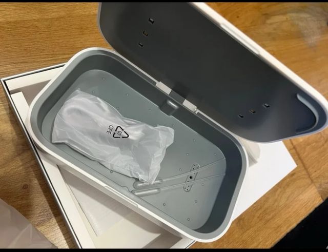 Caja esterilizadora inalámbrica UV