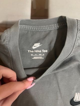 Camiseta Nike Gris - Talla XS