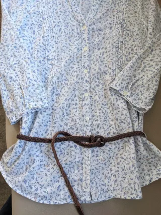 Blusa estampado floral con cinturón Pimkie