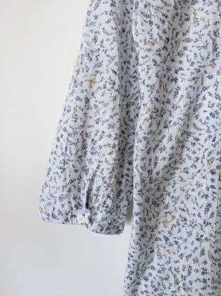 Blusa estampado floral con cinturón Pimkie