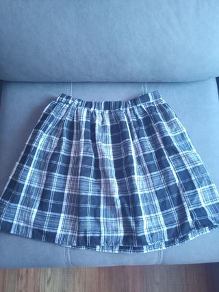 Falda Shein cuadros blanco-negro, talla 12