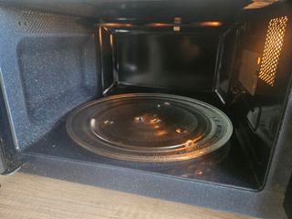 Microondas Samsung grill 23L