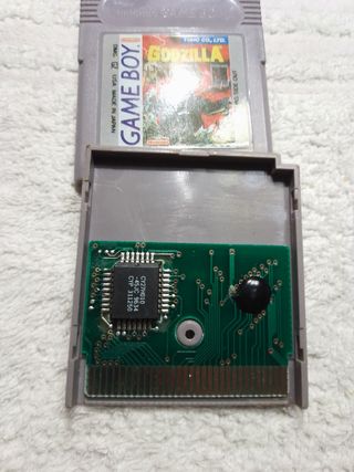 Godzilla Game Boy - Acción