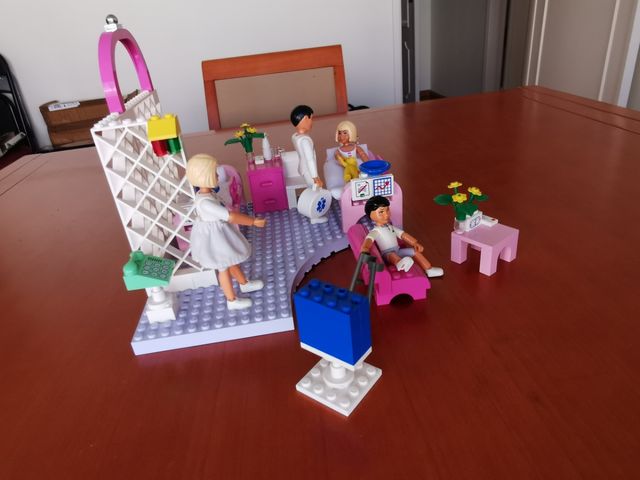 Lego 5875 Belville hospital