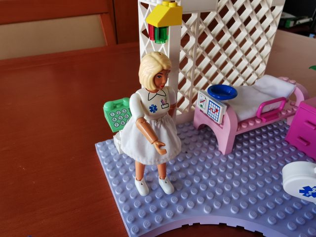 Lego 5875 Belville hospital