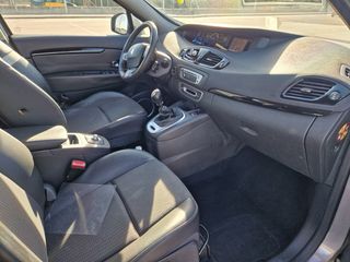 Renault Grand Scenic 2013