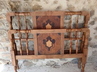 Cabecero y piecero de cama antigua 