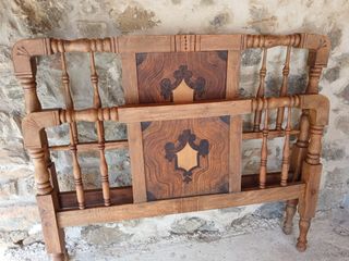 Cabecero y piecero de cama antigua 