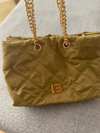 Bolso bandolera acolchado verde oliva Bimba y lola