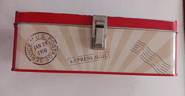 Cofanetto scatola in latta