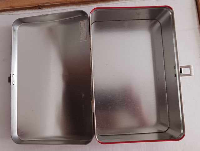 Cofanetto scatola in latta