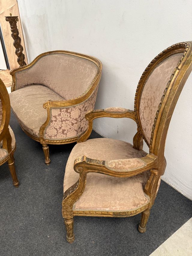 Conjunto de sillería estilo Luis XV,