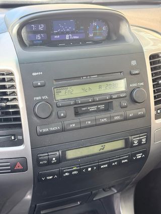 Toyota Land Cruiser VX 66.900 km !!