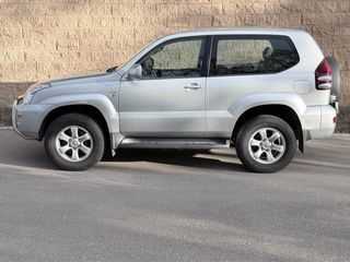 Toyota Land Cruiser VX 66.900 km !!