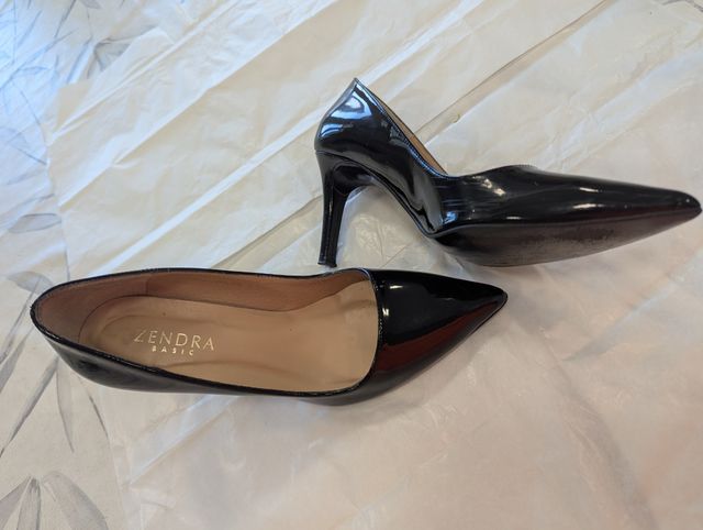 Zapatos Zendra negros de tacón