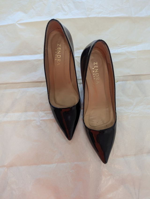 Zapatos Zendra negros de tacón