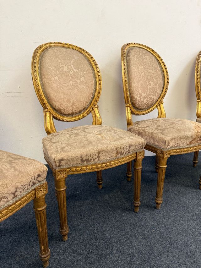 Conjunto de 4 sillas estilo Luis XV,