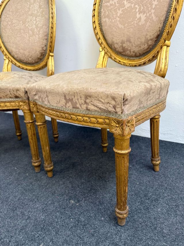Conjunto de 4 sillas estilo Luis XV,