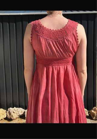 Vestido rosado midi boho