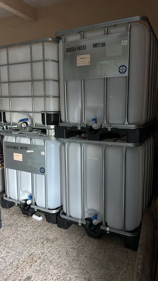 Depósitos agua 1000L 