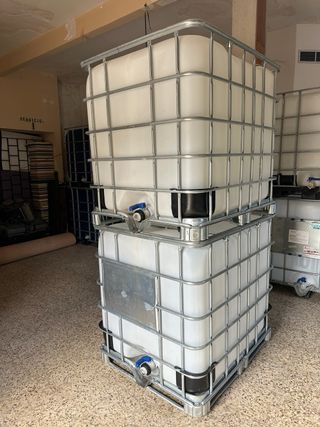 Depósitos agua 1000L 