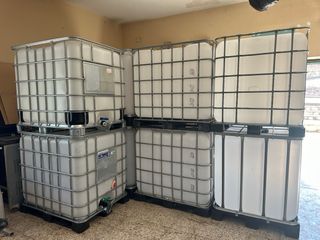 Depósitos agua 1000L 