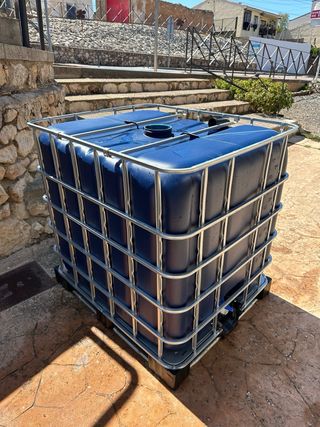 Depósitos agua 1000L 