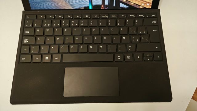 Microsoft Surface Pro 7