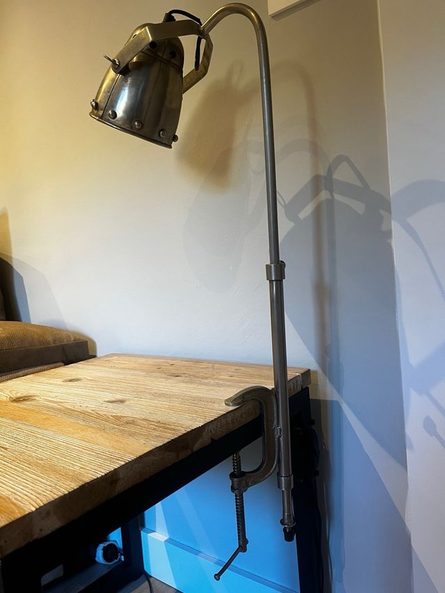 Mesa auxiliar y flexo Maison du Monde