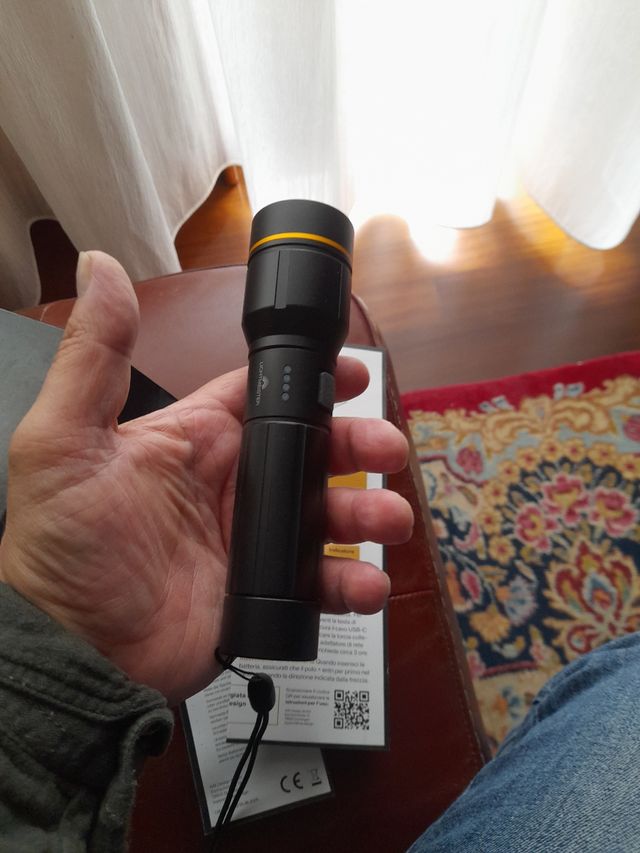 Torcia LED Lichtmeister 2000lm