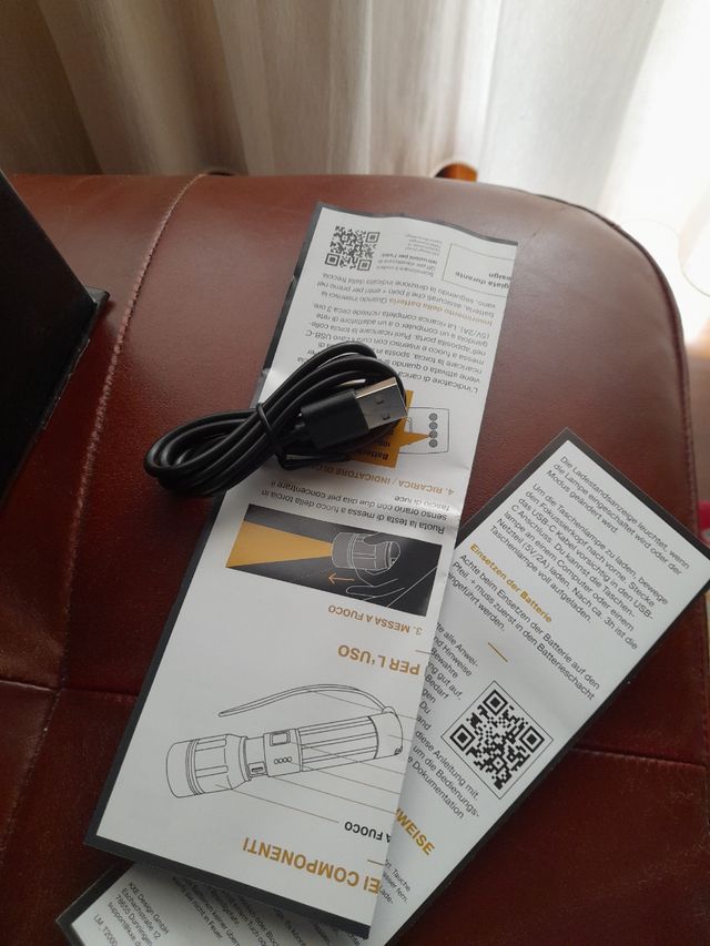 Torcia LED Lichtmeister 2000lm